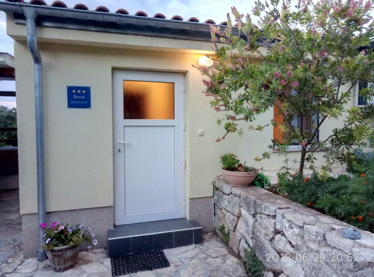 Apartman Vivian Pula Exteriér fotografie
