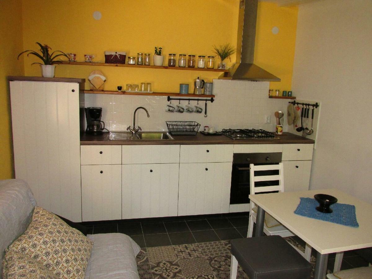 Apartman Vivian Pula Exteriér fotografie